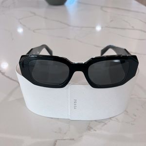 Prada Symbole sunglasses - black